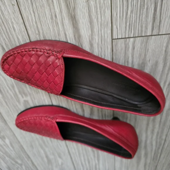 Bottega Veneta Women's Red Leather - Picture 3 of 10